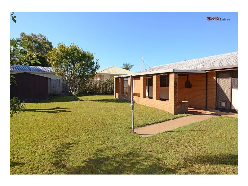 27 Kululu Cresent, Scarness QLD 4655