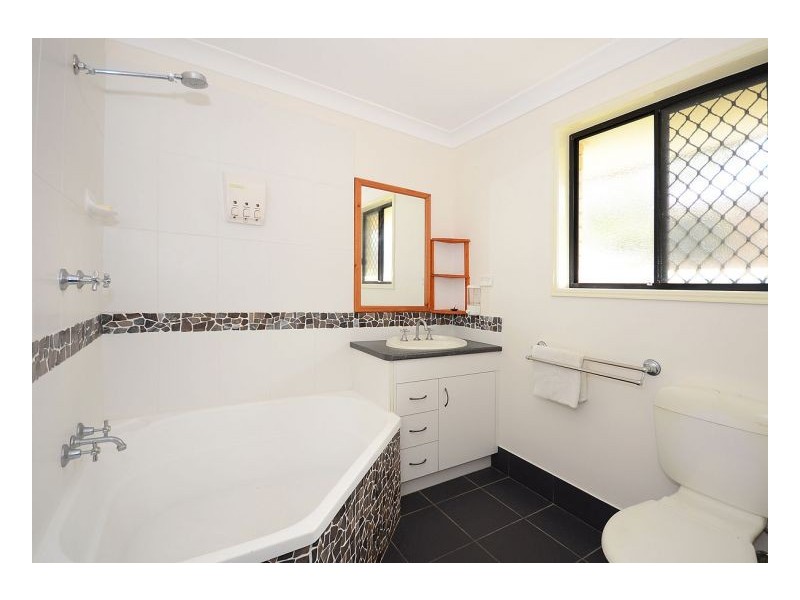 12 La Borde Court, Urraween QLD 4655