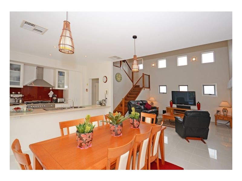 30 Magellan Crct, Urraween QLD 4655