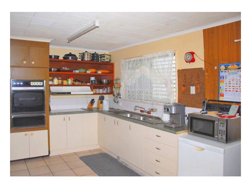 211 Boat Harbour Drive, Pialba QLD 4655
