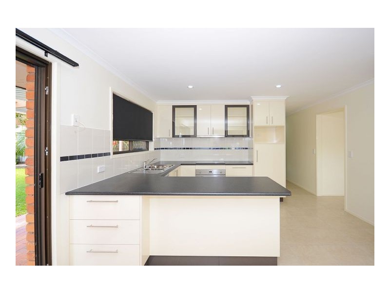 31 Wuruma Street, Scarness QLD 4655