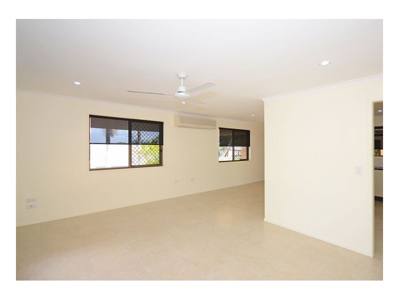 31 Wuruma Street, Scarness QLD 4655