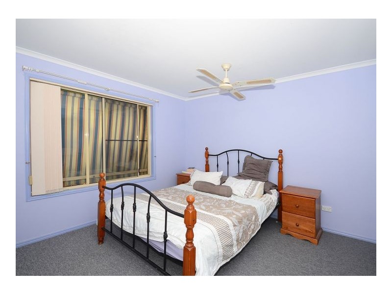 14 Hyperno Road, Point Vernon QLD 4655