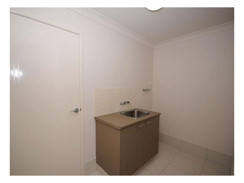 1/36 Seaway Parade, Toogoom QLD 4655