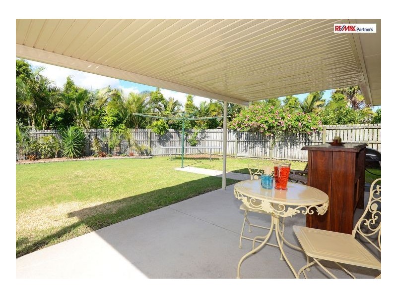 15 Mainsail Court, Point Vernon QLD 4655