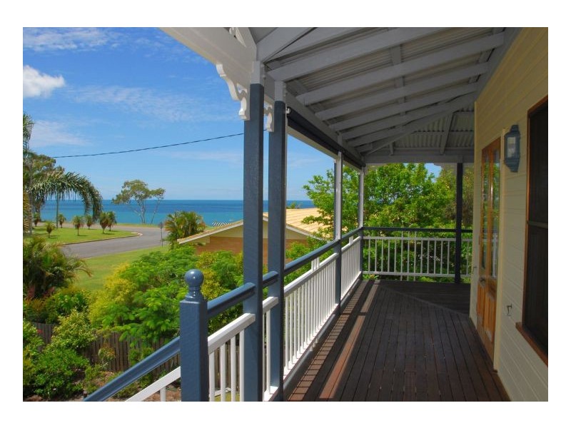 4 Kelly Street, Point Vernon QLD 4655