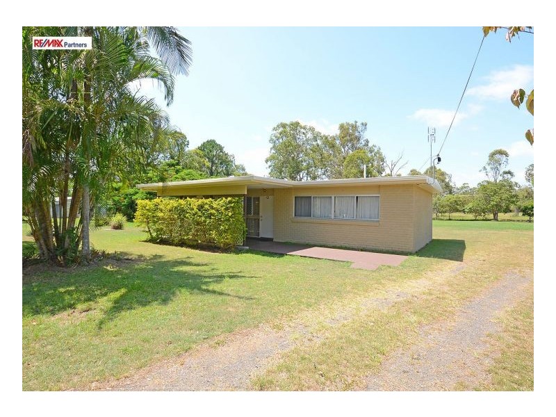 18 Frances Avenue, Booral QLD 4655