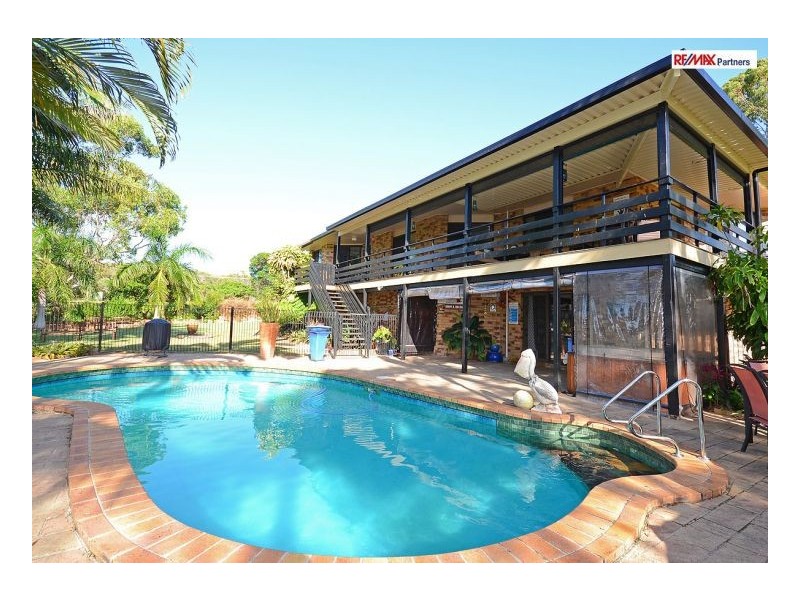 7 Seaview Drive, Booral QLD 4655