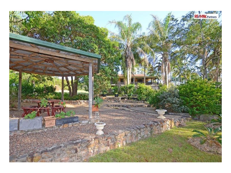 7 Seaview Drive, Booral QLD 4655