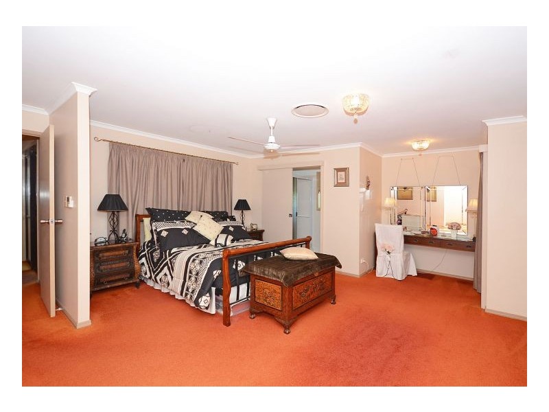 7 Seaview Drive, Booral QLD 4655