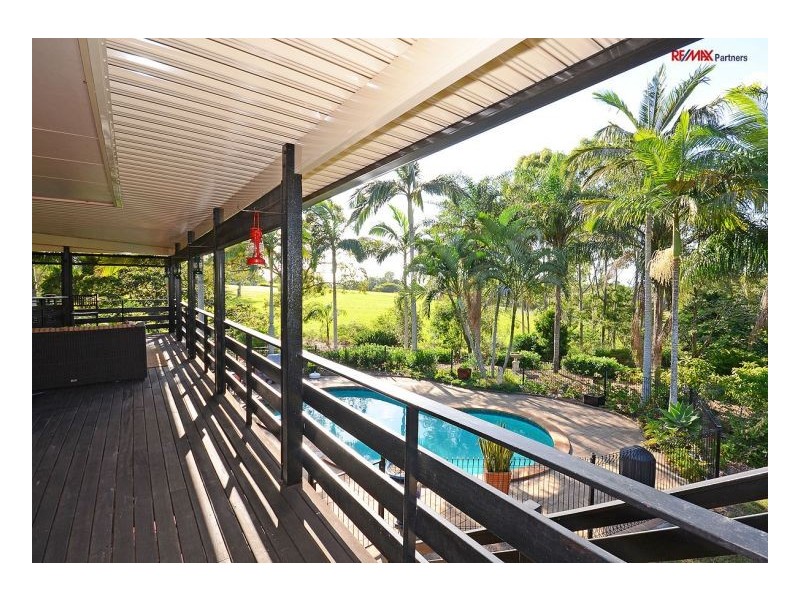 7 Seaview Drive, Booral QLD 4655