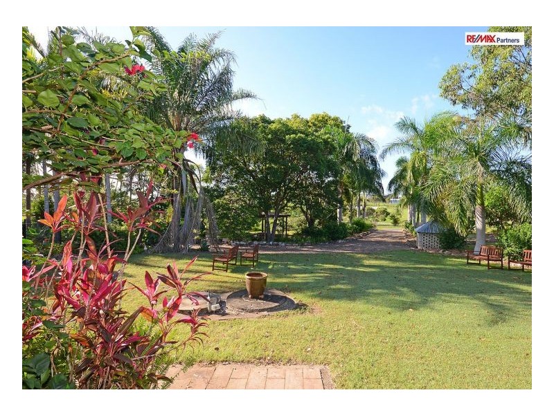 7 Seaview Drive, Booral QLD 4655