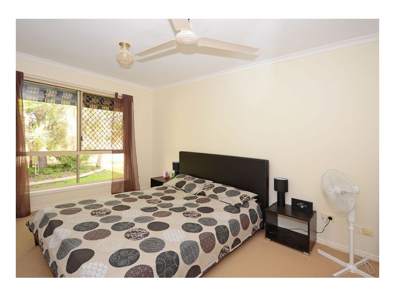 95 North Street, Point Vernon QLD 4655