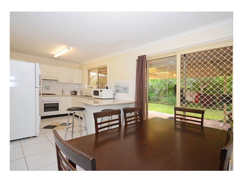 95 North Street, Point Vernon QLD 4655