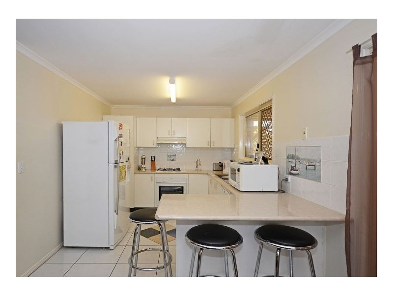 95 North Street, Point Vernon QLD 4655