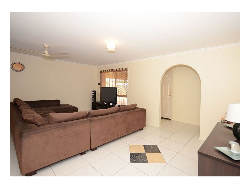 95 North Street, Point Vernon QLD 4655