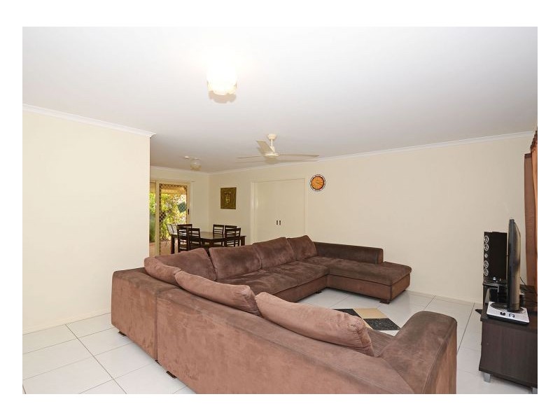 95 North Street, Point Vernon QLD 4655