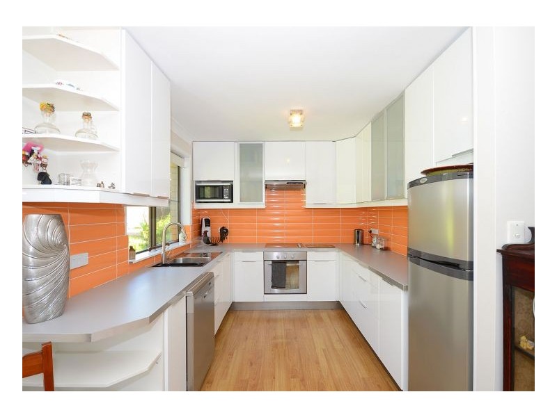 2 Sewell Court, Booral QLD 4655