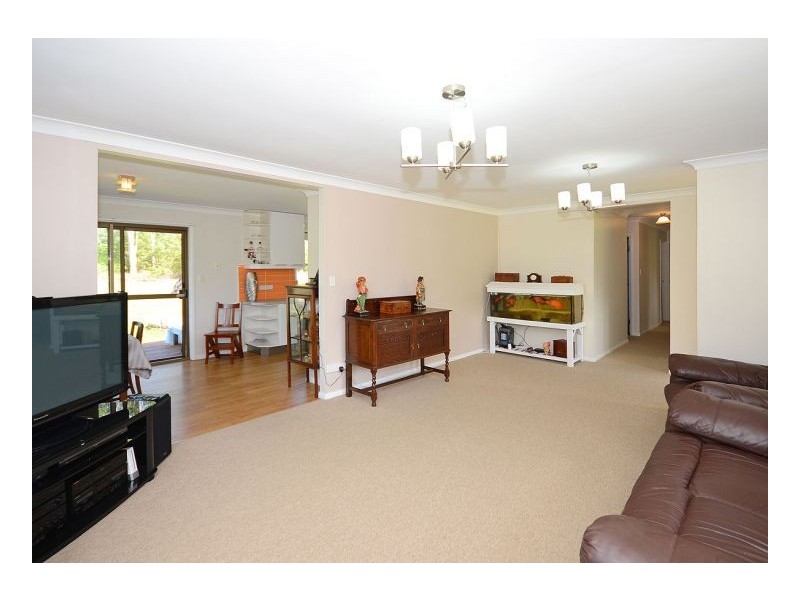 2 Sewell Court, Booral QLD 4655