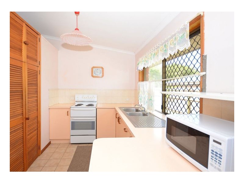 77 Winchelsea Street, Pialba QLD 4655