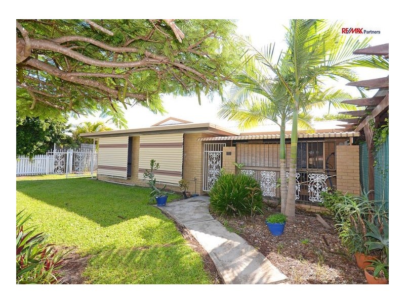 23 Cooloola Crescent, Urangan QLD 4655