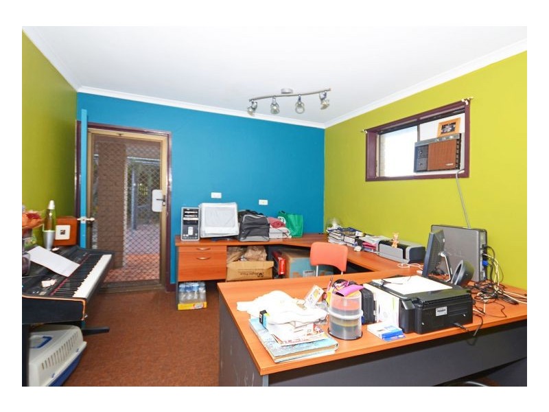 23 Cooloola Crescent, Urangan QLD 4655