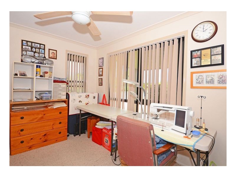 8 Shoreline Court, Urangan QLD 4655