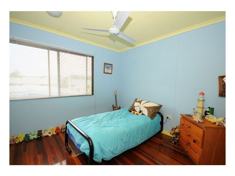 36 Corfield Street, Point Vernon QLD 4655