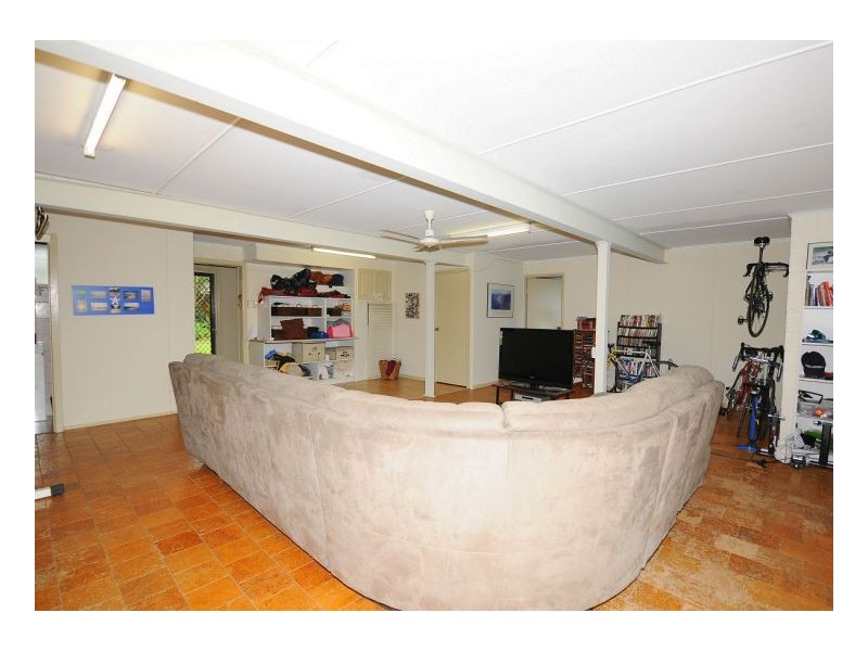 36 Corfield Street, Point Vernon QLD 4655