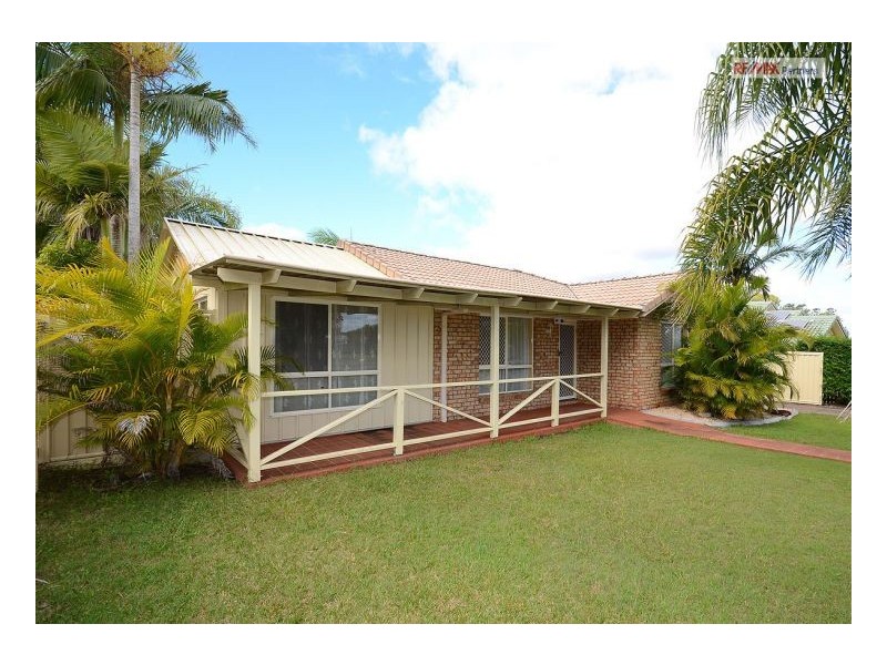 2 Dougan Street, Point Vernon QLD 4655