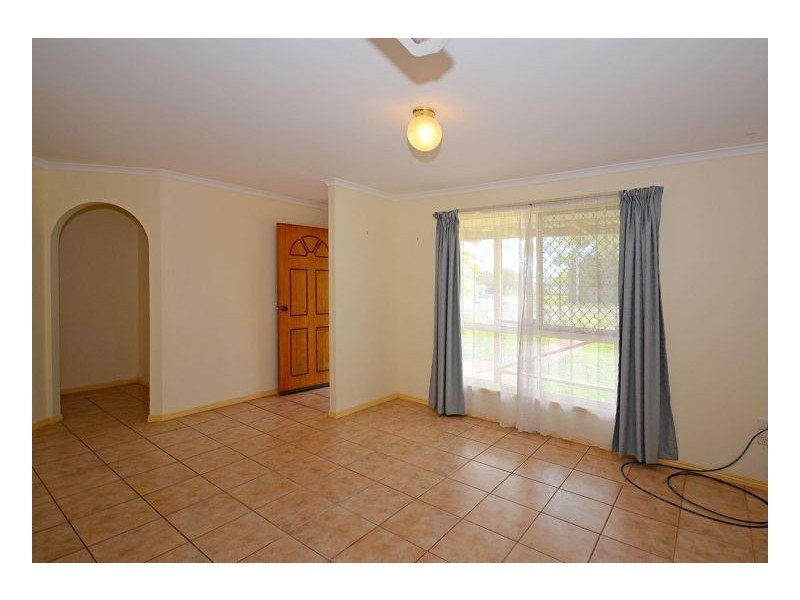 2 Dougan Street, Point Vernon QLD 4655