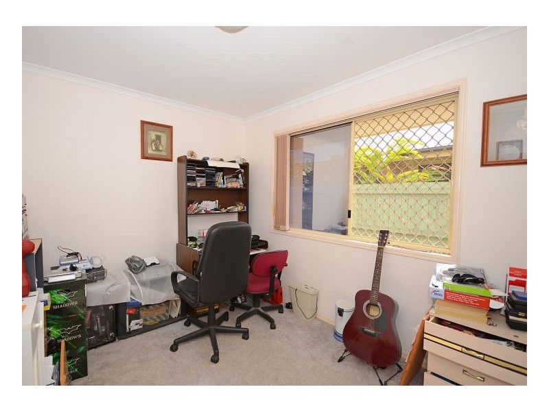 26 Bowerbird Avenue, Eli Waters QLD 4655