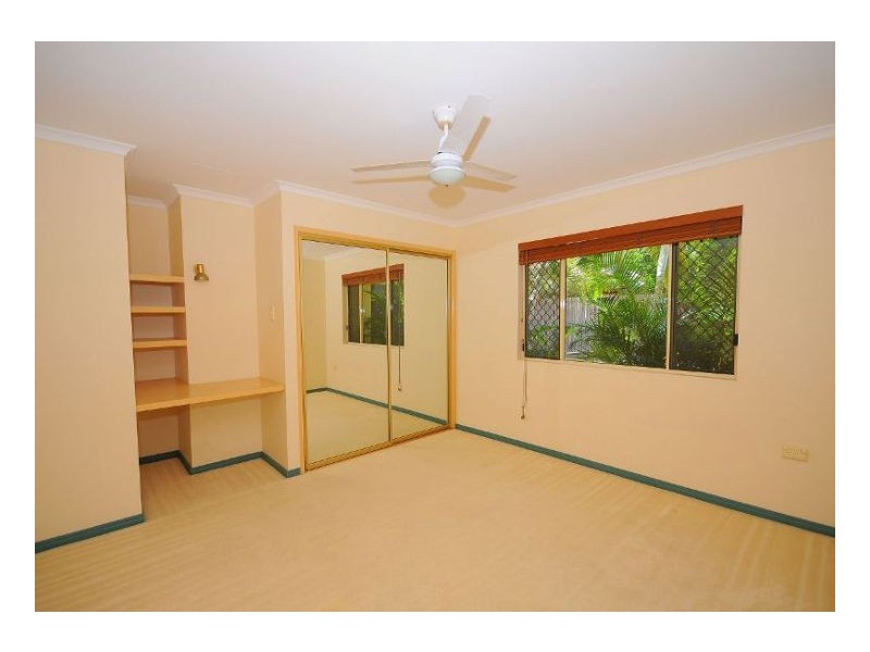 34 Esplanade, Point Vernon QLD 4655