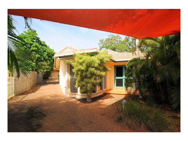 34 Esplanade, Point Vernon QLD 4655