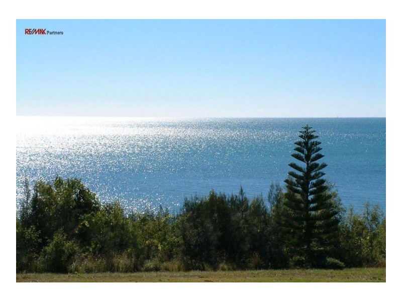 34 Esplanade, Point Vernon QLD 4655