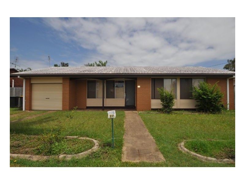 27 Kululu Cresent, Scarness QLD 4655