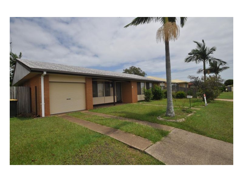 27 Kululu Cresent, Scarness QLD 4655