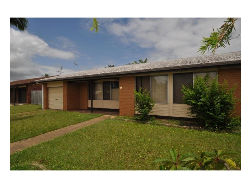 27 Kululu Cresent, Scarness QLD 4655