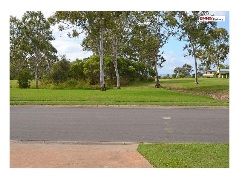 145 Pulgul Street, Urangan QLD 4655
