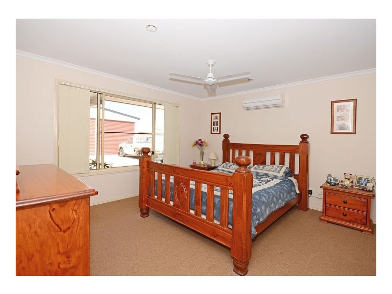 16 Lady Penrhyn Drive, Eli Waters QLD 4655