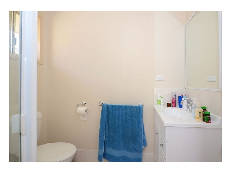 16 Lady Penrhyn Drive, Eli Waters QLD 4655