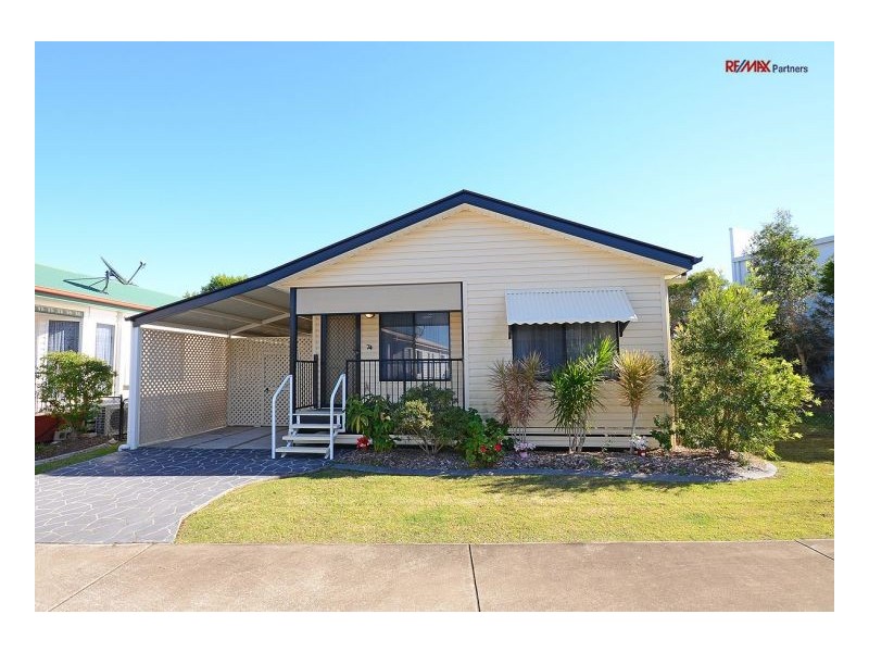 74/7 Bay Drive (Golden Shores), Pialba QLD 4655