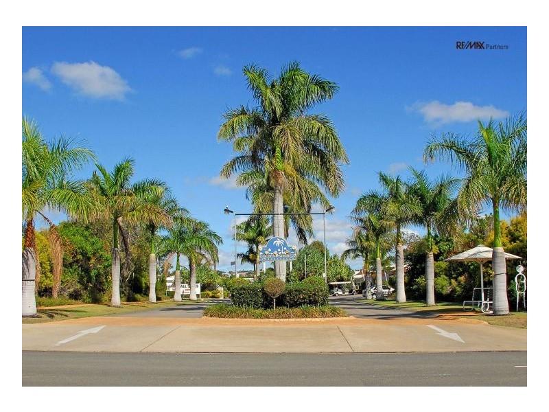 74/7 Bay Drive (Golden Shores), Pialba QLD 4655