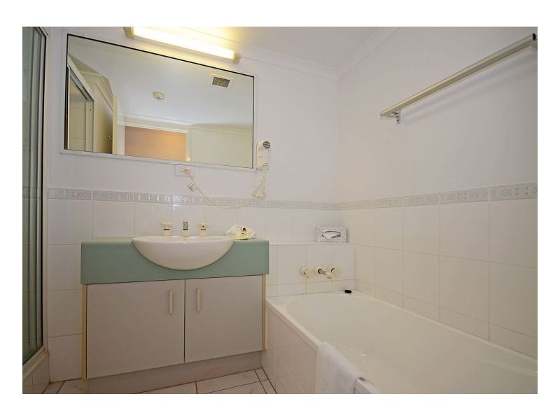 19/386 Esplanade (Riviera Resort), Torquay QLD 4655