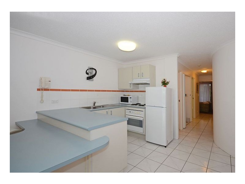 19/386 Esplanade (Riviera Resort), Torquay QLD 4655