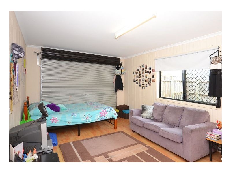 4 Moonstone Drive, Urangan QLD 4655