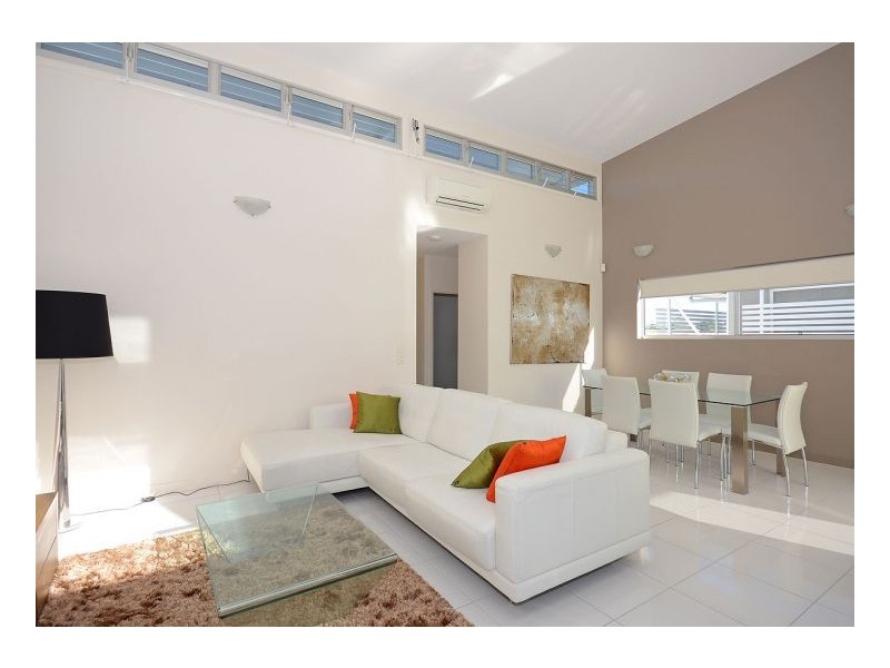 61/230 Pulgul Street, Urangan QLD 4655