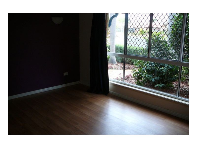 6 Wedge Street, Urraween QLD 4655