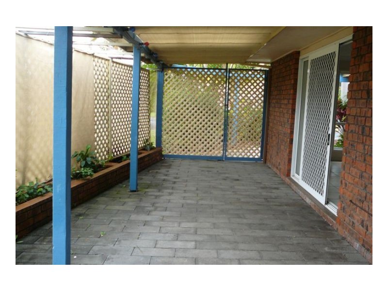 6 Wedge Street, Urraween QLD 4655