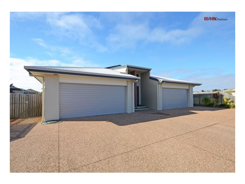 1/5 Pembridge Circuit, Urraween QLD 4655